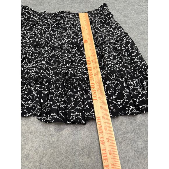 Ava Christine Liberty Ruffled Mini Skirt Womens Sz L Black/White Cottage Core - Picture 4 of 6